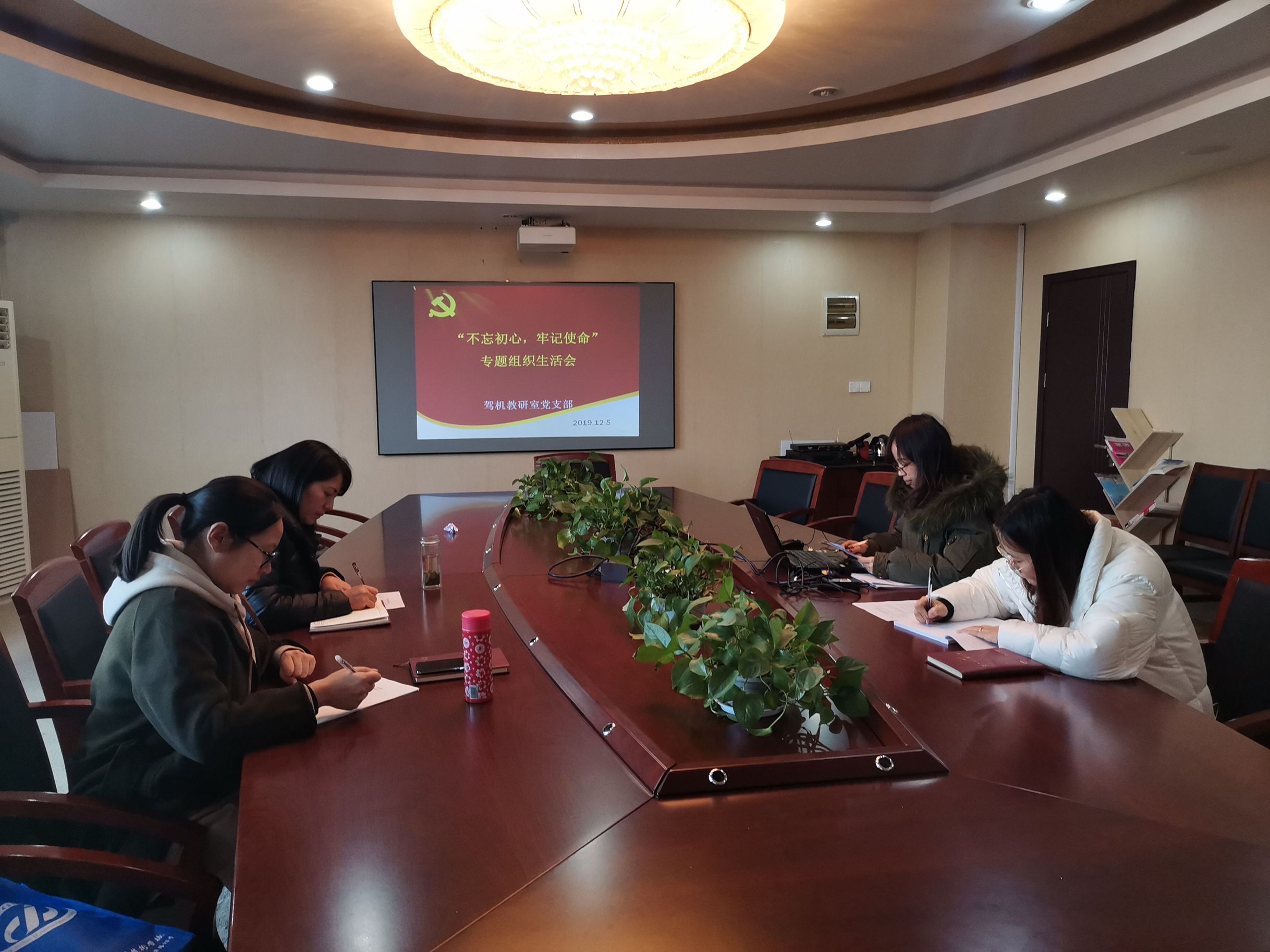 1576123480241021440.jpg 1.jpg