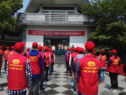 1490160238562042629.jpg 2.jpg