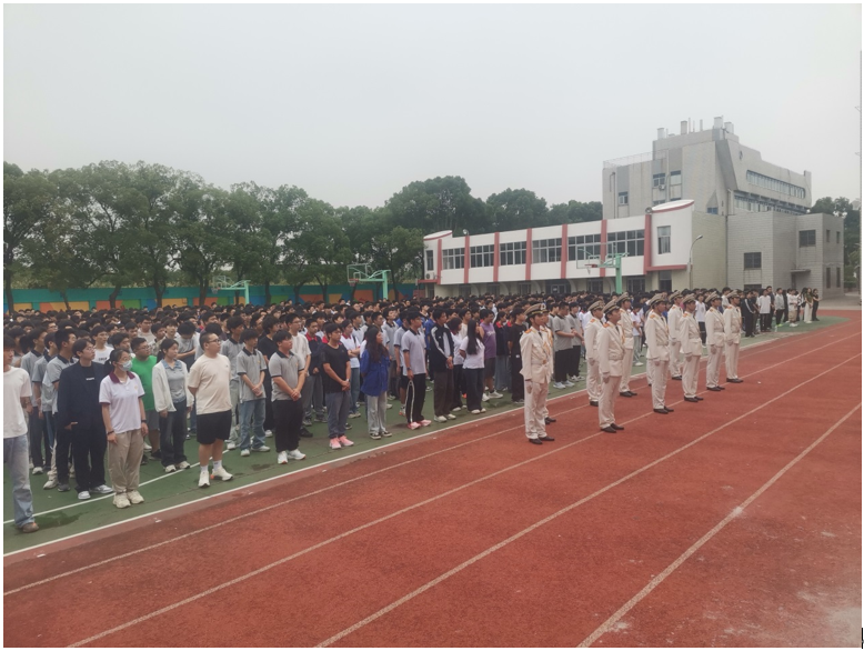 聚焦学风建设, 谱写爱国篇章 ---机械工程学院举行主题升旗仪式