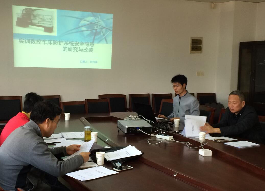 1523952458780034695.jpg 3.jpg