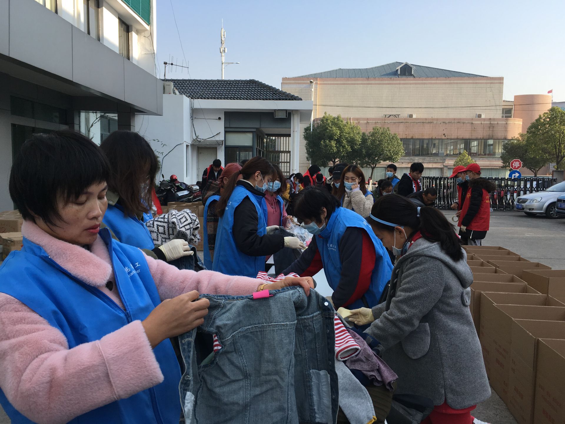 1576041752883068894.jpg 3.jpg