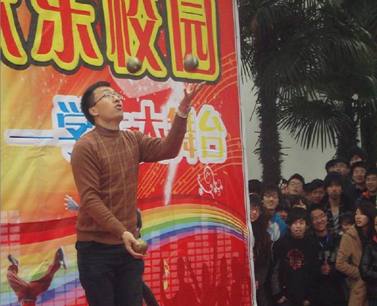 1490164801348096637.jpg 20130402145143167015.jpg