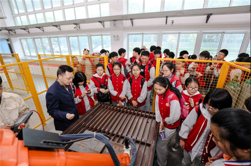 1557103635685051103.png QQ图片20190506082401.png