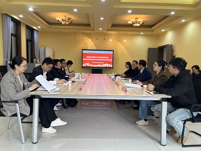 副校长耿兴华出席船舶内装设计实训室项目验收会暨信息管理学院专业建设专家咨询会