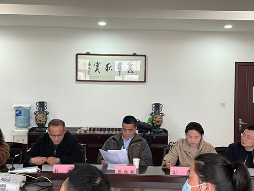 学校召开2020-2021学年“文明风采”大赛作品评审会