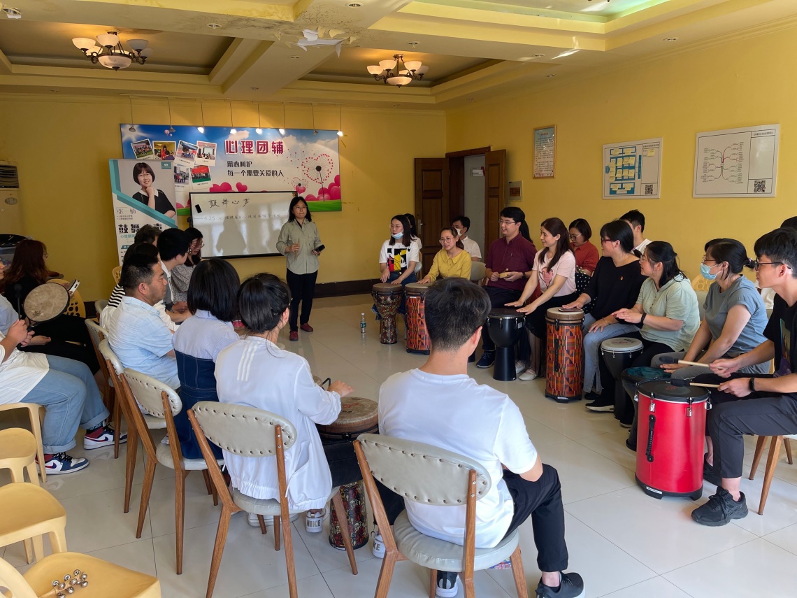 学校举办“5•25鼓舞心声”心理健康日心理团体辅导活动暨家长活动日活动