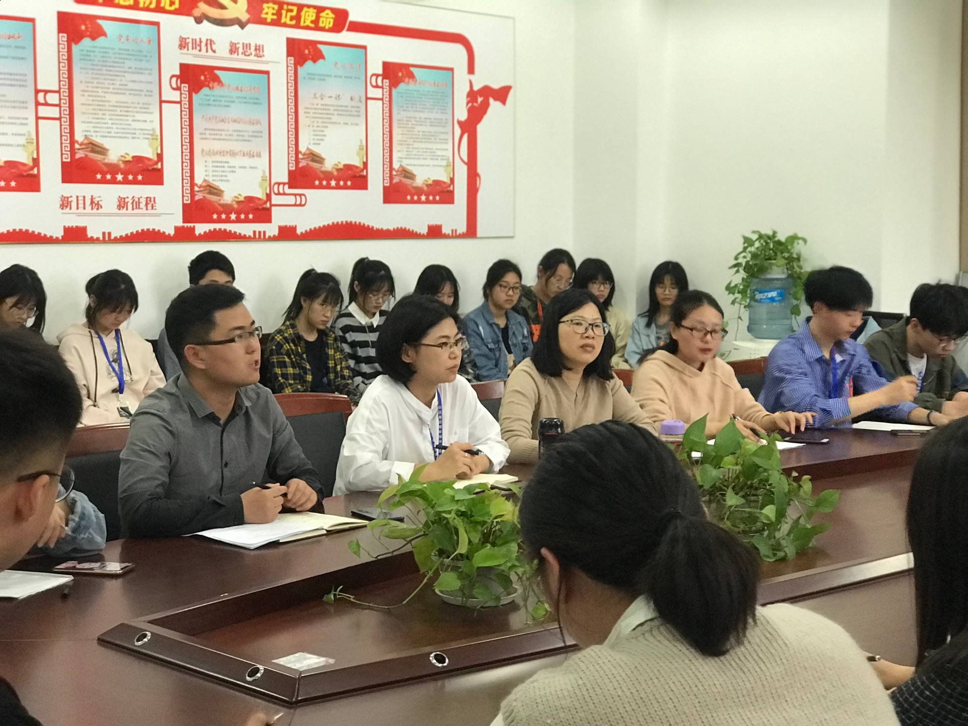 1554974080563069354.png CB9F781642538F14CA171B25DB1193F6.png