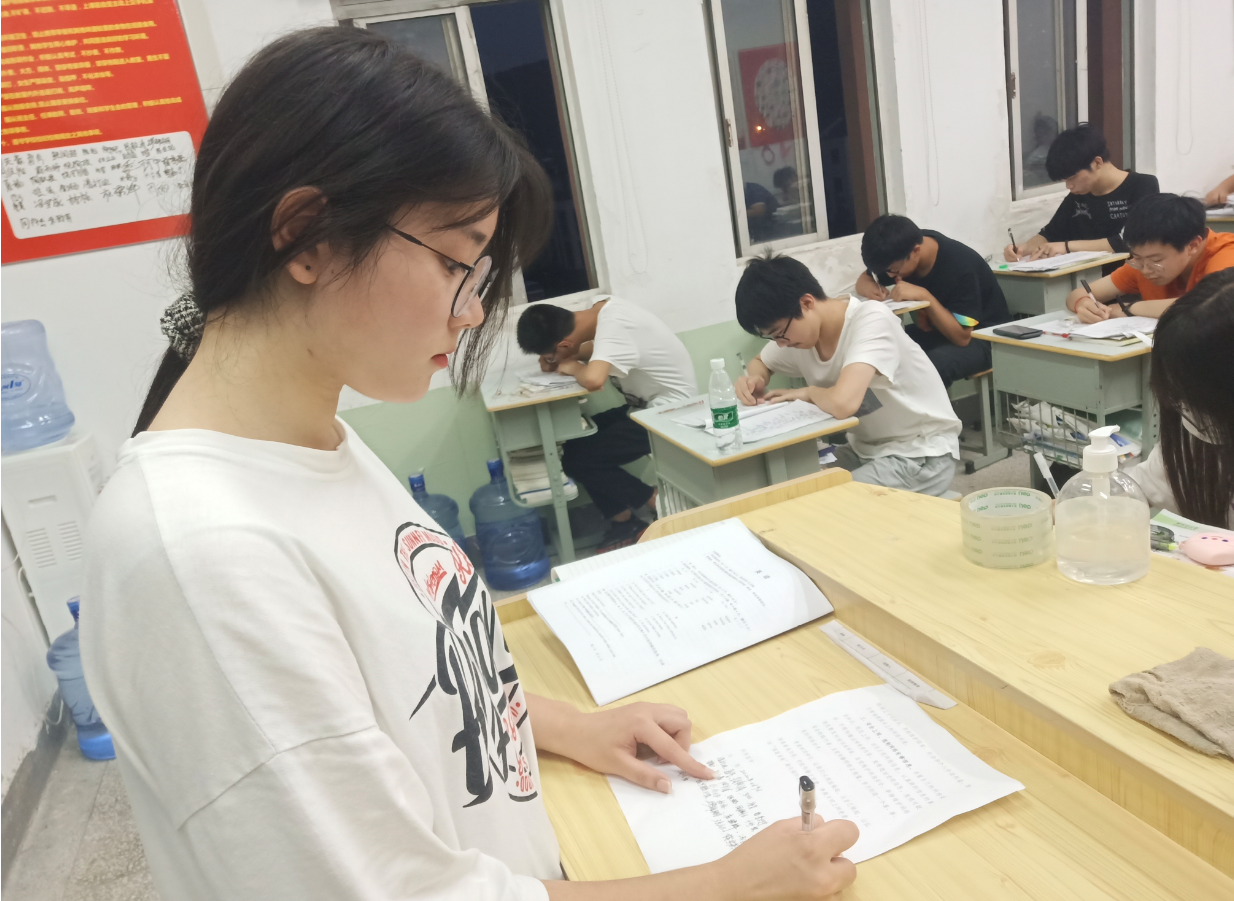 1591776529779004286.png 新闻封面.png